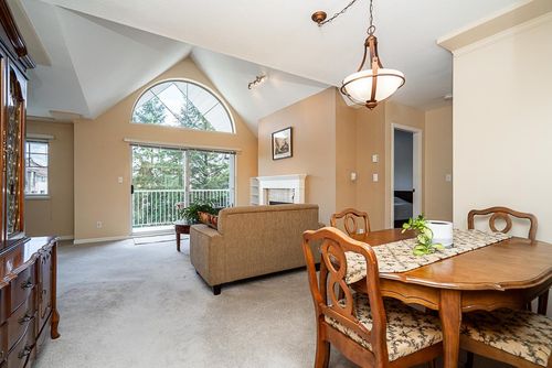 302-11601 227 St, Maple Ridge, BC, V2X0J7 | Card Image