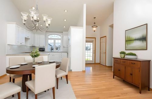 1815 Se Hickory Cir, Waukee, IA, 50263-8289 | Card Image