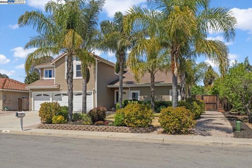 989 Carson Way, Milpitas, CA, 95035-3440 | Card Image