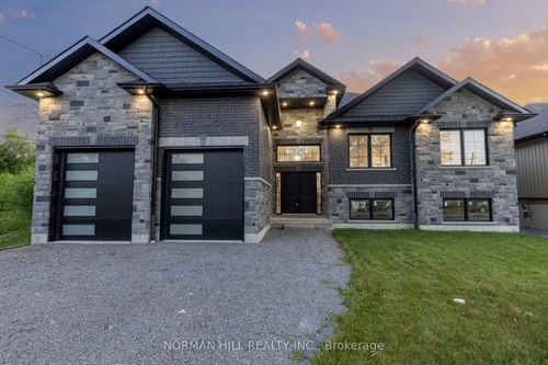 820 Elmwood Rd, Keswick, ON, L4P3E9 | Card Image
