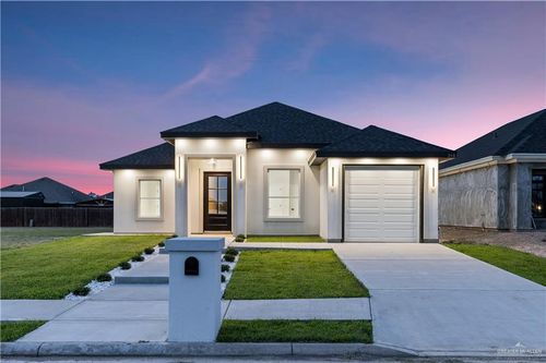 208 Paradise St, Rio Grande City, TX, 78582-7000 | Card Image