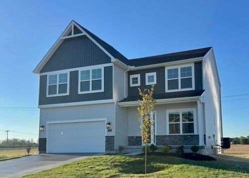 490 Red Maple Ln, Wilmington, OH, 45177-3028 | Card Image