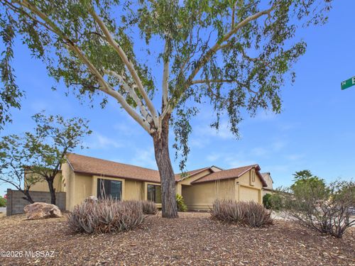 5191 W Nighthawk Way, Tucson, AZ, 85742-9306 | Card Image