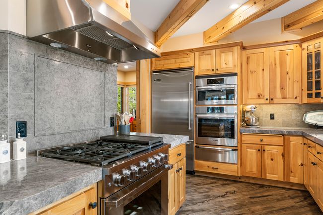 Kitchen | Image 13