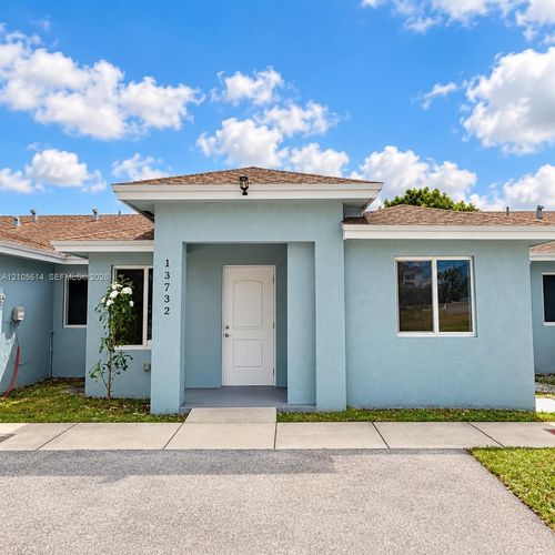 13732-13732 Sw 258th Ln, Homestead, FL, 33032-6777 | Card Image
