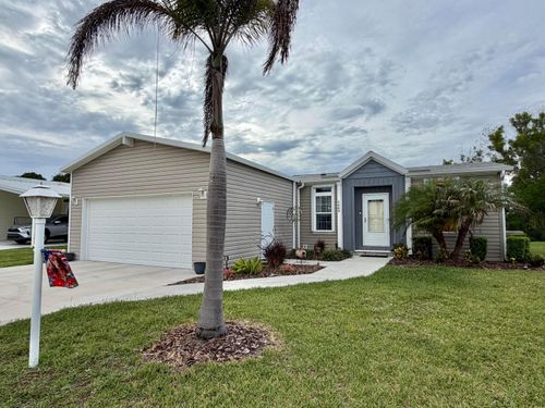 3600 Red Tailed Hawk Dr, Port St Lucie, FL, 34952-3023 | Card Image