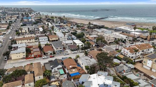 b-5130 Long Branch Ave, San Diego, CA, 92107-2034 | Card Image