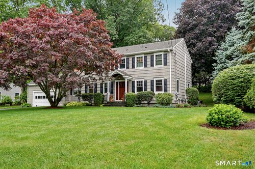 83 Lamplighter Ln, Fairfield, CT, 06825-2306 | Card Image