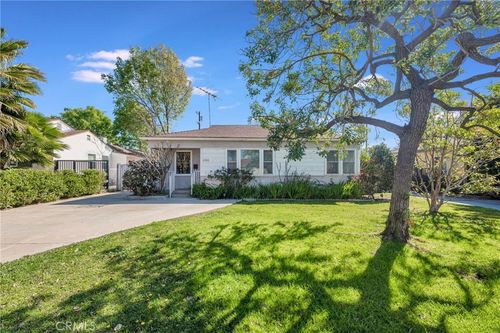 6350 Costello Ave, Valley Glen, CA, 91401-2209 | Card Image