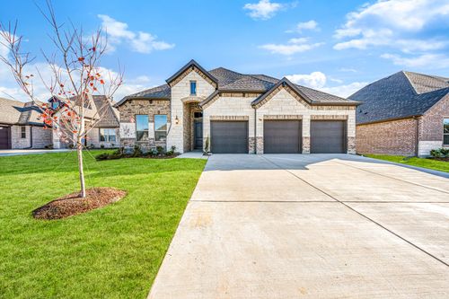 525 Cristo Range Dr, Greenville, TX, 75402-3143 | Card Image