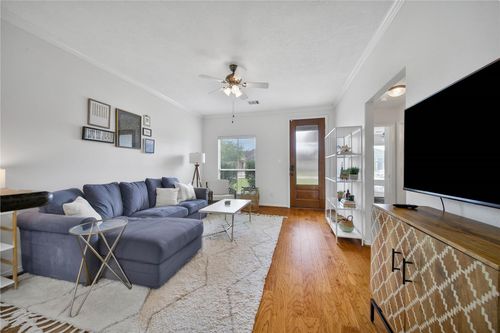 12718 Pine Woods Street, Tomball, TX, 77375 | Card Image