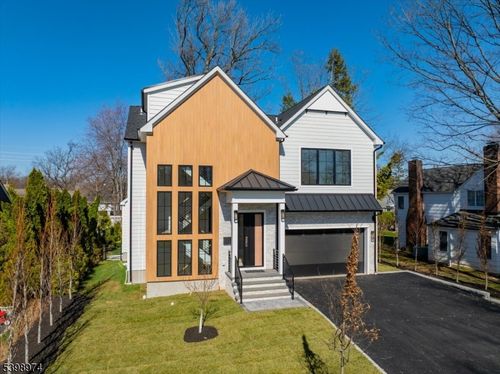 125 Tudor Oval, Westfield, NJ, 07090-2244 | Card Image