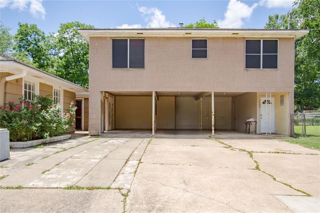 711 E Sixth St, House other with 3 bedrooms, 2 bathrooms and 3 parking in Brenham TX | Image 21