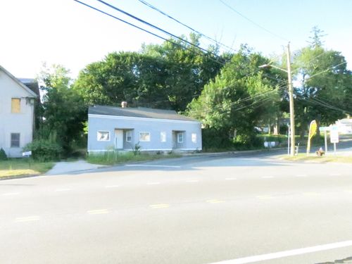 7A Windham Ave, Colchester, CT, 06415-1218 | Card Image