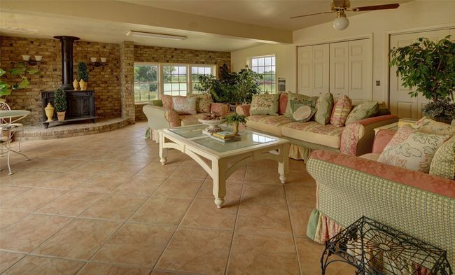 623 N 2353 Road, House other with 4 bedrooms, 4 bathrooms and null parking in Possum Kingdom Lake TX | Image 30