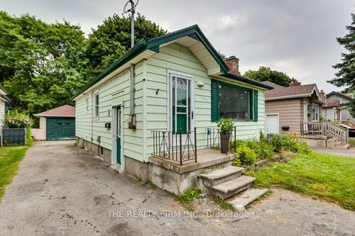 520 Highbury Ave N, London, ON, N5W4K7 | Card Image