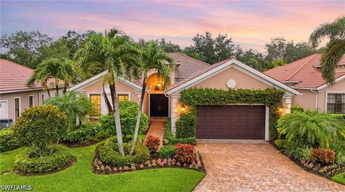 5717 Hammock Isles Dr, NAPLES, FL, 34119-4695 | Card Image