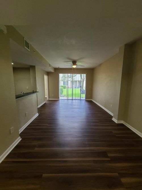 1955 Freeport Ln, Riviera Beach, FL, 33404-6463 | Card Image