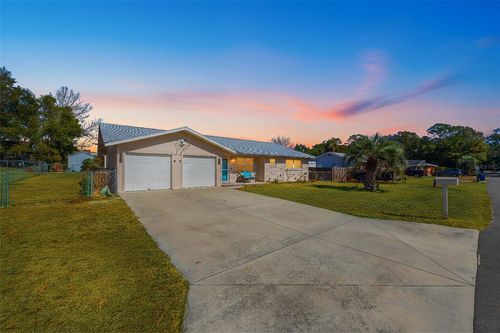 1225 Ne 2nd St, CRYSTAL RIVER, FL, 34429-4511 | Card Image