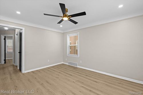 20309 Gilchrist St, Detroit, MI, 48235-2117 | Card Image