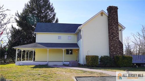 226 Gravel Hill Rd, Monroe, NJ, 08831-8822 | Card Image