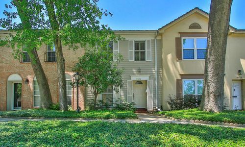 8-9656 Westview Drive, Houston, TX, 77055 | Card Image