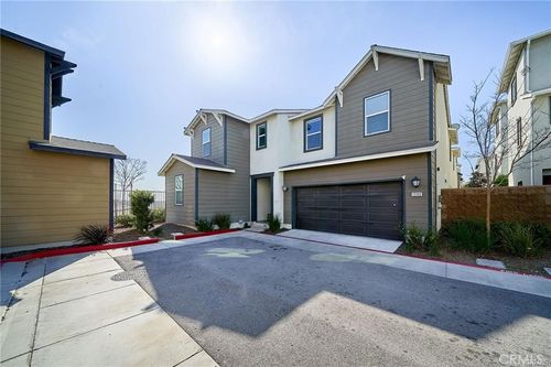 1202 Clipper Ln, Harbor City, CA, 90710-3128 | Card Image