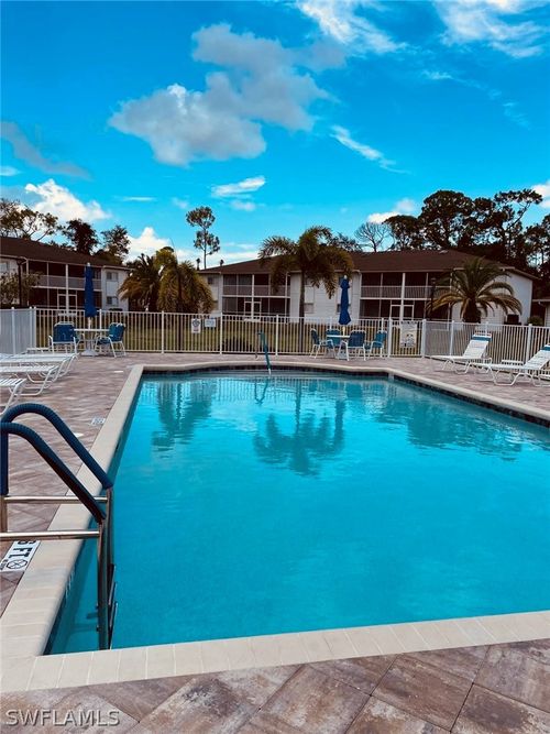 unit-106-2385 Naples Trace Cir, NAPLES, FL, 34109-7524 | Card Image