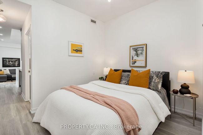 1002 - 127 Queen St E, Condo with 1 bedrooms, 1 bathrooms and null parking in Toronto ON | Image 16