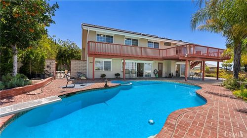 3003 Mesa Verde Dr, Burbank, CA, 91504-1634 | Card Image