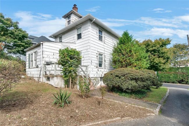 306 Hunter St, House other with 3 bedrooms, 1 bathrooms and 1 parking in Mamaroneck NY | Image 14