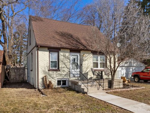 2114 Schetter Avenue, Sheboygan, WI, 53083 | Card Image