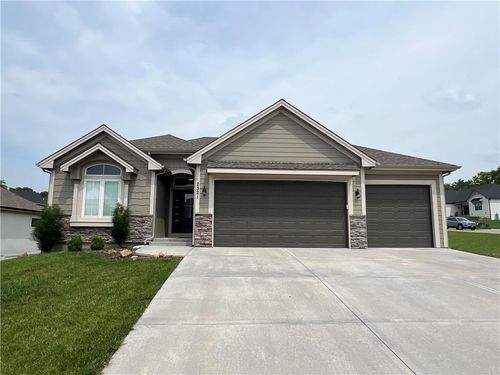 2321 Dovecott Dr, Kearney, MO, 64060-7980 | Card Image
