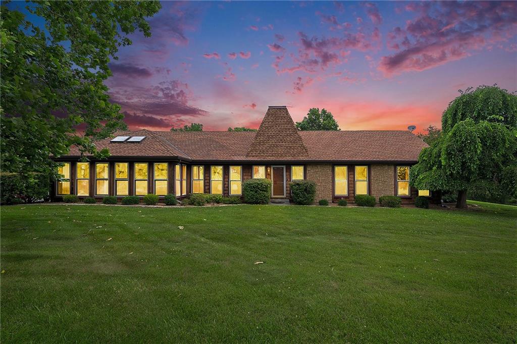 Park Ln, Smithville, MO 64089