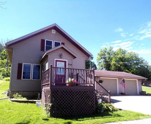 314 E 6th St, Neillsville, WI, 54456-1402 | Card Image