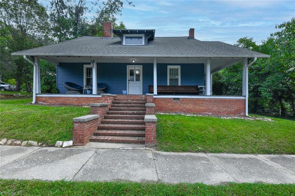 Rose St, Franklinville, NC 27248