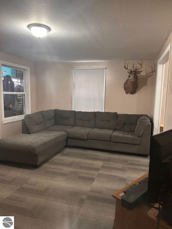 535 Midland St, House other with 2 bedrooms, 1 bathrooms and null parking in Merrill MI | Image 8