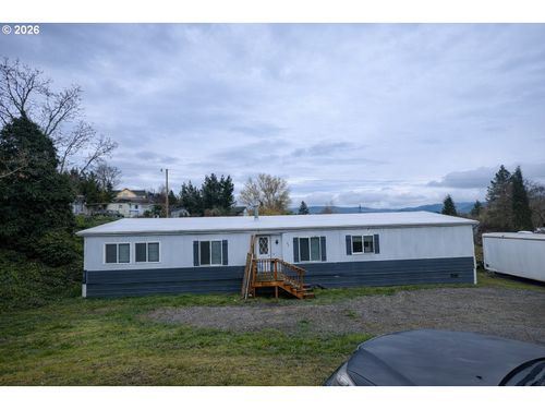 45-200 Emils Way, Roseburg, OR, 97471-4776 | Card Image