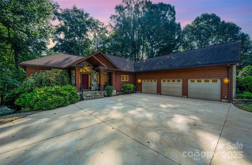 181 Stillwater Rd, Troutman, NC, 28166-9608 | Card Image