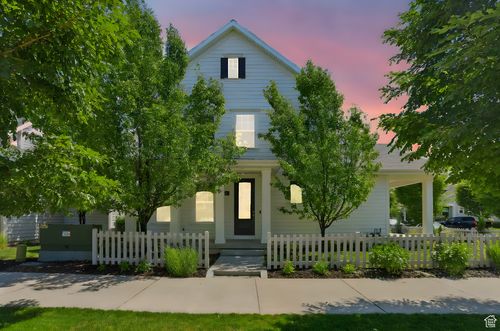 5254 Burntside Ave, South Jordan, UT, 84009-6126 | Card Image
