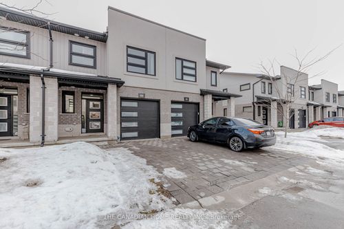 84-3380 Singleton Avenue, London South, ON, N6L0E8 | Card Image