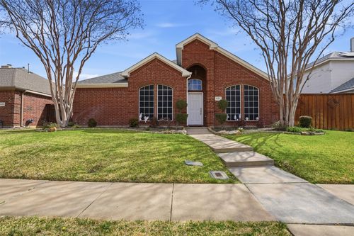 807 Kathryn Dr, Lewisville, TX, 75067-4266 | Card Image