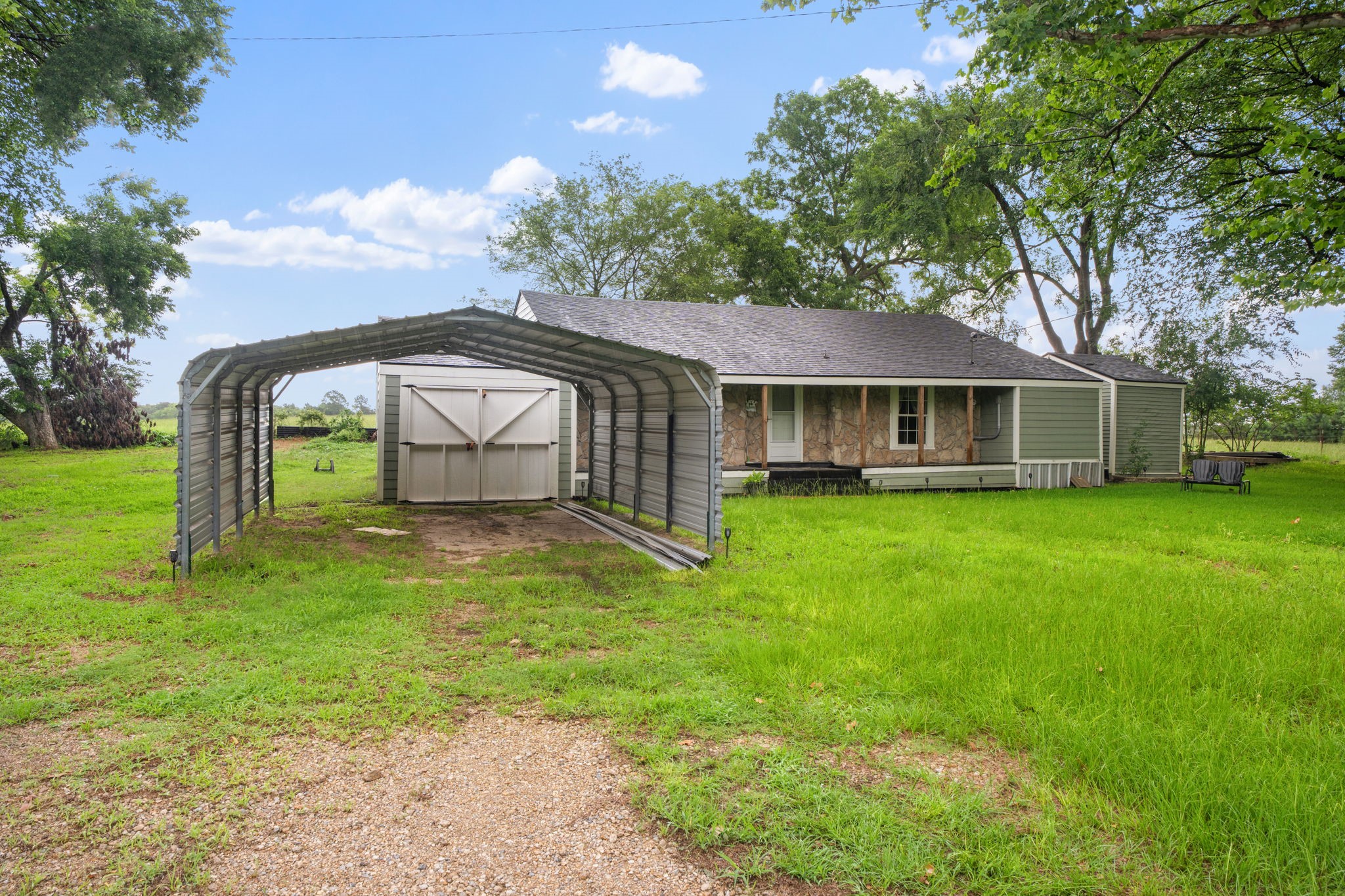 Residential in Mineola 4