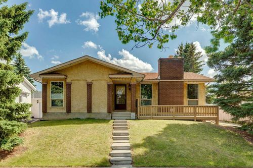 11248 Braeside Dr Sw, Calgary, AB, T2W3E4 | Card Image