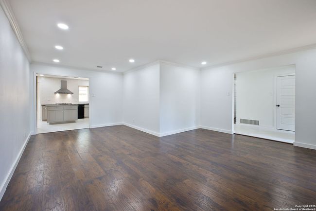425 Winfield Blvd, House other with 3 bedrooms, 2 bathrooms and null parking in Windcrest TX | Image 7
