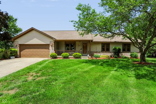 1186 Madrid Rd, Greenwood, IN, 46143-2657 | Card Image
