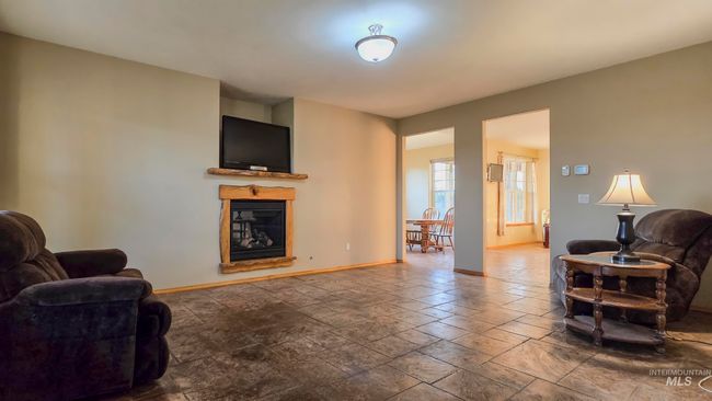1005 Viola Ln, House other with 5 bedrooms, 3 bathrooms and null parking in Viola ID | Image 15