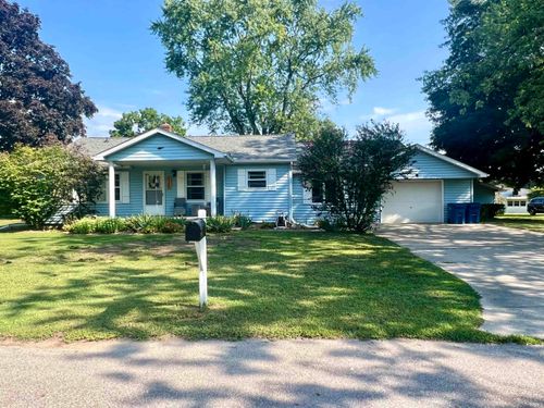 110 Clark St, Walkerton, IN, 46574-1302 | Card Image