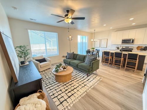 250-4615 W 3725 S, West Haven, UT, 84401-8083 | Card Image