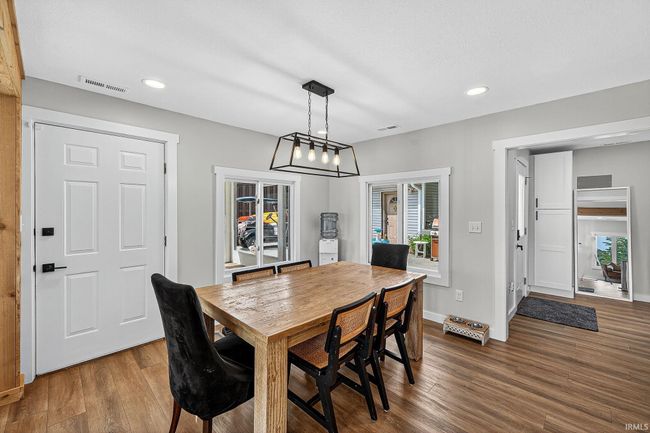 9061 E Hatchery Rd, House other with 3 bedrooms, 2 bathrooms and null parking in Syracuse IN | Image 10